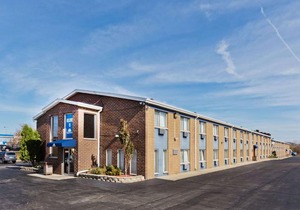 Days Inn by Wyndham Rockford