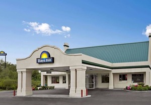 Days Inn by Wyndham Emporia