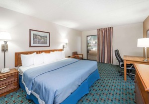 Days Inn by Wyndham Kirksville