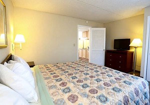 Days Inn & Suites by Wyndham Wildwood