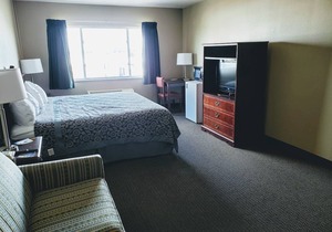 Days Inn & Suites by Wyndham of Morris