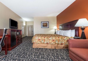 Days Inn & Suites by Wyndham Prattville-Montgomery