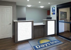 Days Inn & Suites by Wyndham Athens