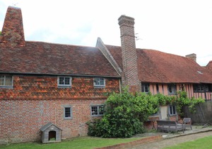 Delightful 4BD Home full of Flair Edenbridge Kent