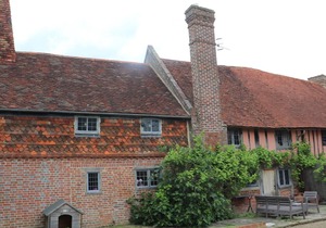 Delightful 4BD Home full of Flair Edenbridge Kent