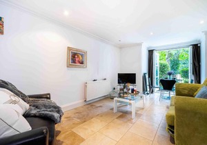 Delightful West Brompton Apartment