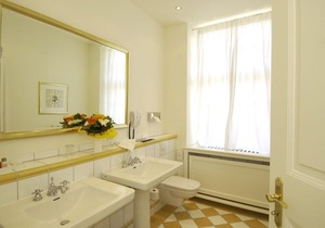 Deluxe Double Room - Hotel Deidesheimer Hof