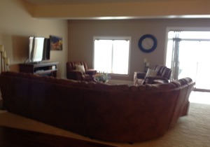 DELUXE LAKEFRONT PENTHOUSE