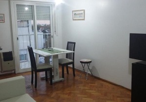 Departamento Vicente Lopez sobre Av Maipu