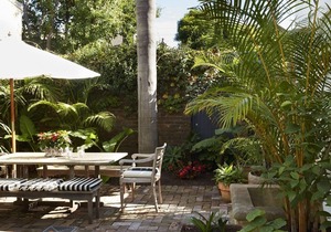 DESIGNER DELIGHT- BEAUTY ABOUNDS IN THE HEART OF WOOLLAHRA