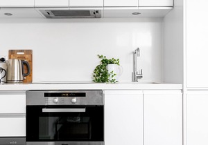 Designer Styled Studio in Central Trendy Glebe