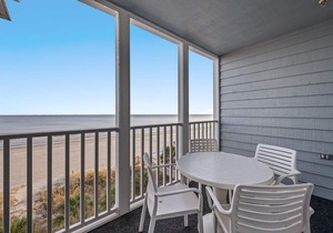 Direct Oceanfront Pelicans Landing 402, 3 bedroom. Free Daily Activities