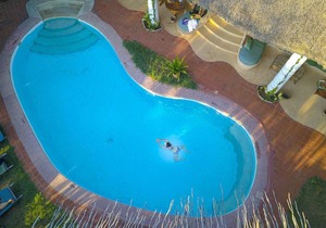Distant Relatives Ecolodge & Backpackers
