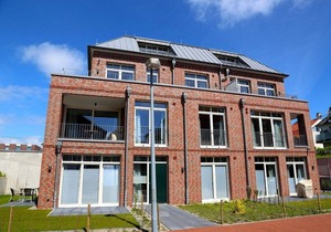 Dog-friendly apartment with sunny south-east-facing loggia - 100 m to the beach! -