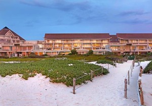 Dolphin Beach E5 by Host Agents