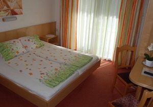 Double room, balcony, lake view/lake side - Pension Agnes