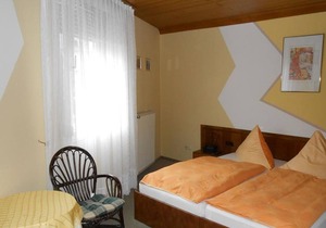 Double room, shower, toilet, non-smoking - Weinhaus Hotel Zum Josefshof