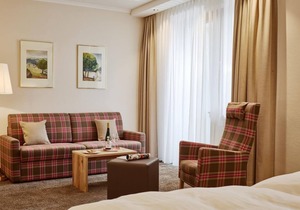 Double Room Shower/WC Herrenberger Double Room - Hotel-Weingut Weis
