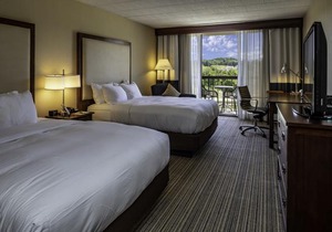 DoubleTree by Hilton Pittsburgh Cranberry