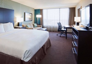 DoubleTree by Hilton Pointe Claire Montreal Airport West
