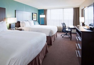 DoubleTree by Hilton Pointe Claire Montreal Airport West