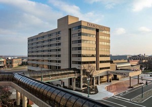 DoubleTree by Hilton Canton Downtown