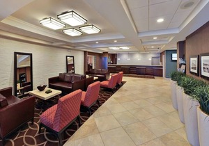 DoubleTree by Hilton Tinton Falls-Eatontown