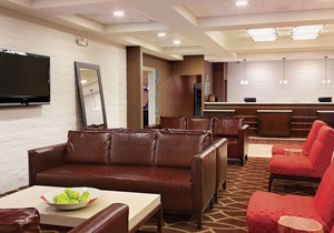 DoubleTree by Hilton Tinton Falls-Eatontown