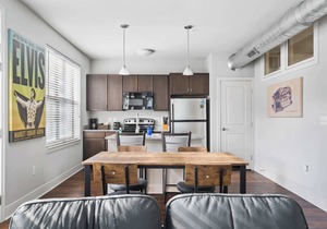 Downtown corner unit with free parking
