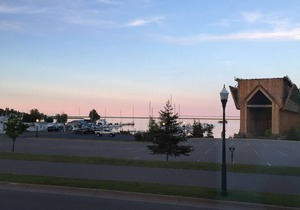 Downtown Luxury Condo w/ Lower Harbor Views - 2200 SF sleeps 8 comfortably