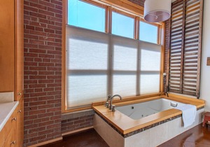 Downtown Luxury Condo w/ Lower Harbor Views - 2200 SF sleeps 8 comfortably
