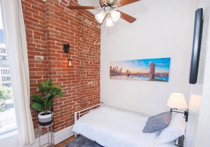 Downtown San Diego Studio in the Heart of Gaslamp!