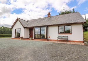 Drainbyrion Farm House