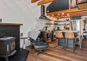 Drake Park Cottage