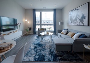 Dreamy Lux Apt w/ Parking & Gym | Downtown at Yale
