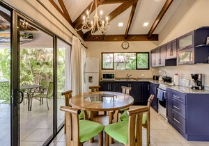 Dreamy Villa Near the Beach W/Private Pool, Shared Pools, & Free WiFi