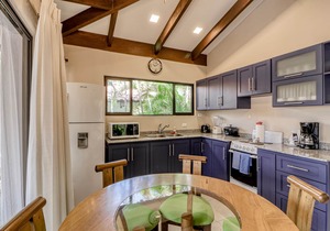Dreamy Villa Near the Beach W/Private Pool, Shared Pools, & Free WiFi