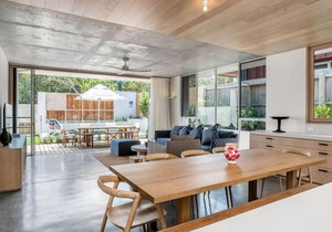Driftwood Three at Clarkes Beach - includes pool