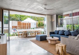Driftwood Three at Clarkes Beach - includes pool