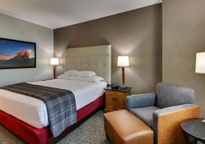 Drury Inn & Suites Phoenix Happy Valley