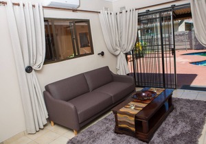 Dyna Guest House: Self-Catering Unit