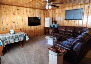 Eagle Nest Fly Shack & Lodge