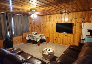 Eagle Nest Fly Shack & Lodge
