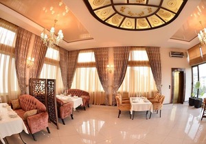 East Legend Hotel