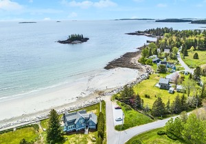 East unit in Ocean View Duplex with Walk to Crescent Beach