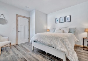 East unit in Ocean View Duplex with Walk to Crescent Beach