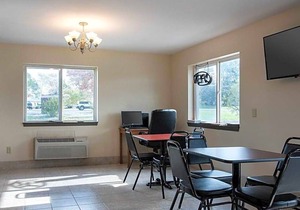 Econo Lodge Inn & Suites Canandaigua