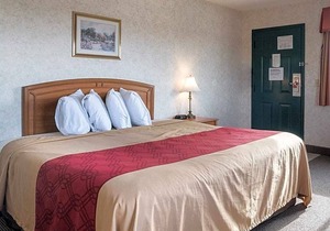 Econo Lodge Inn & Suites Canandaigua