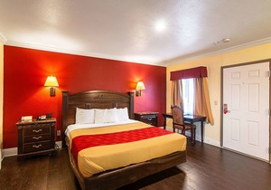 Econo Lodge Long Beach I-405