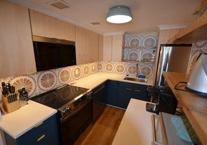 Edgewater House - Ocean Front Units With Spectacular Views!